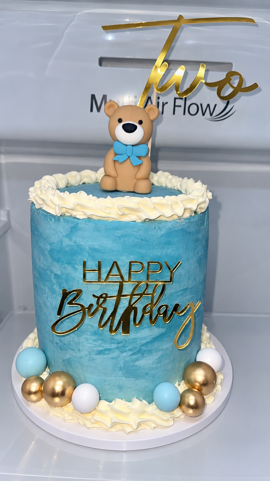 MADE TO ORDER CAKES